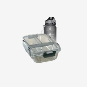 علب حفظ الطعام وزجاجات المياه